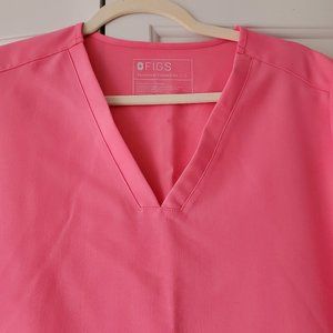 Figs Casma Three-Pocket Scrub Top Sz L